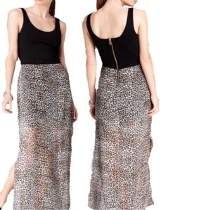 NWT Vince Camuto Summer Safari Maxi Dress.